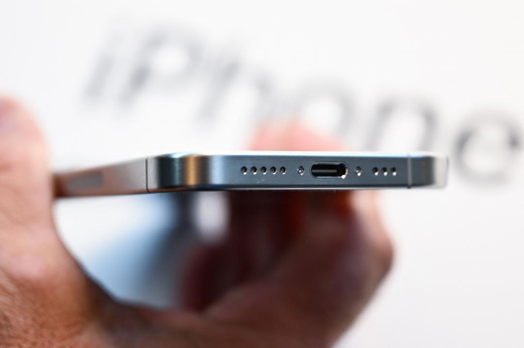 iPhone 15接行動電源無法充電? 關鍵原因恐是它